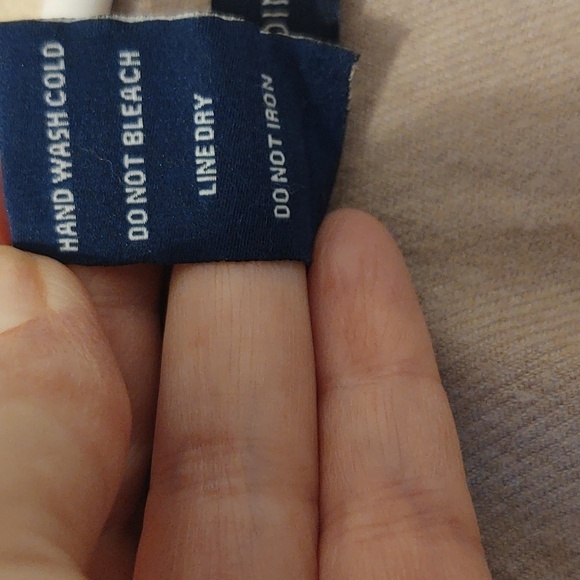 Adrienne Vittadini Women's wrap with gold flecks - Picture 4 of 6